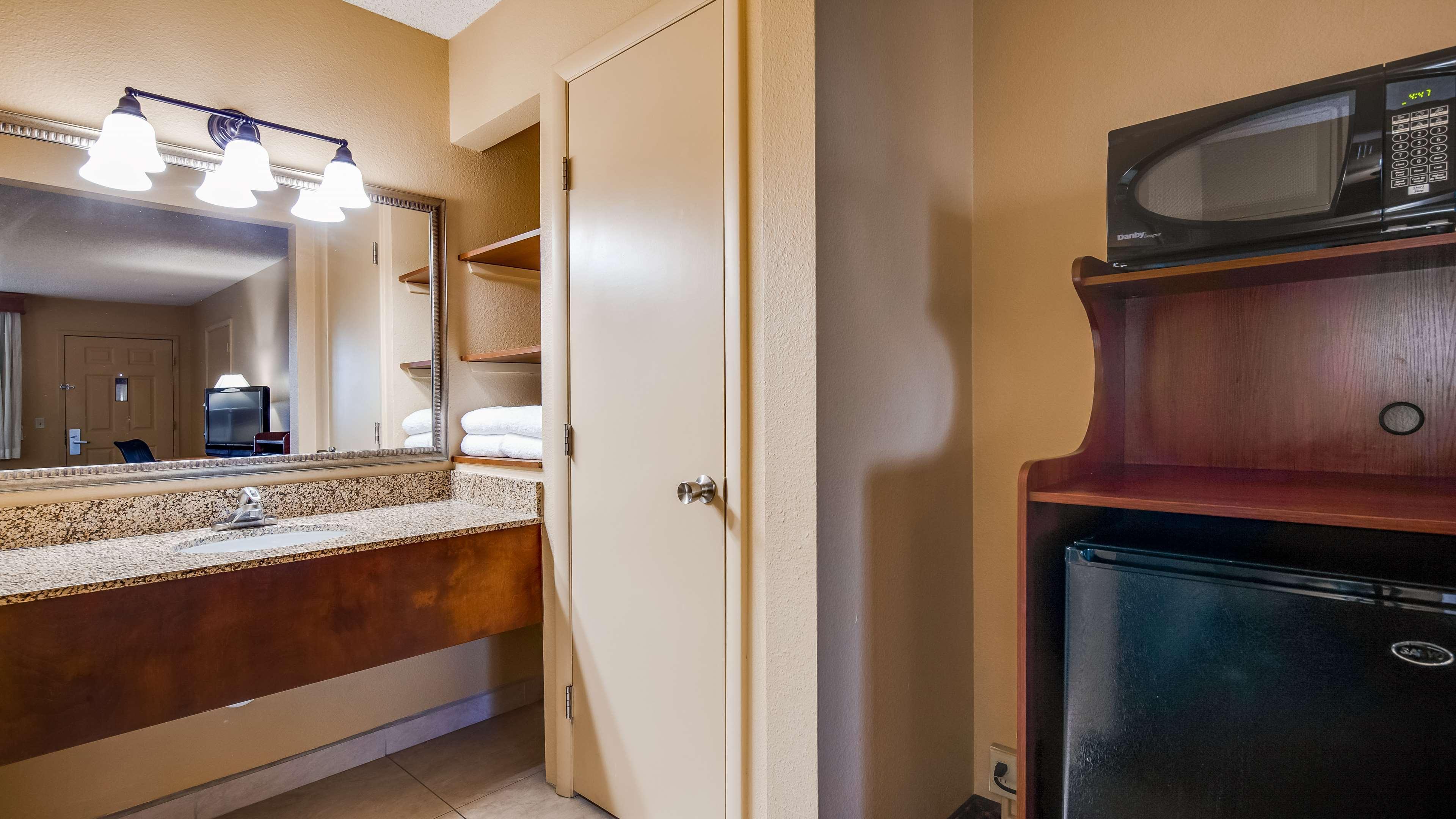 Best Western Cottonwood Inn Екстер'єр фото
