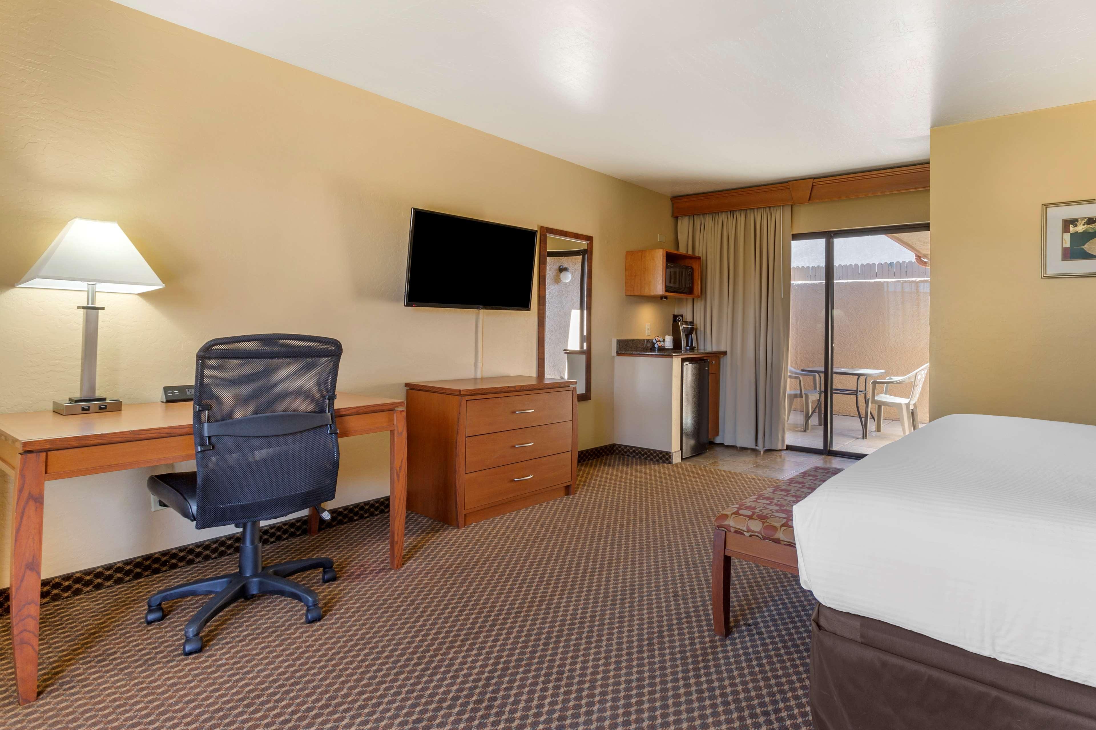 Best Western Cottonwood Inn Екстер'єр фото
