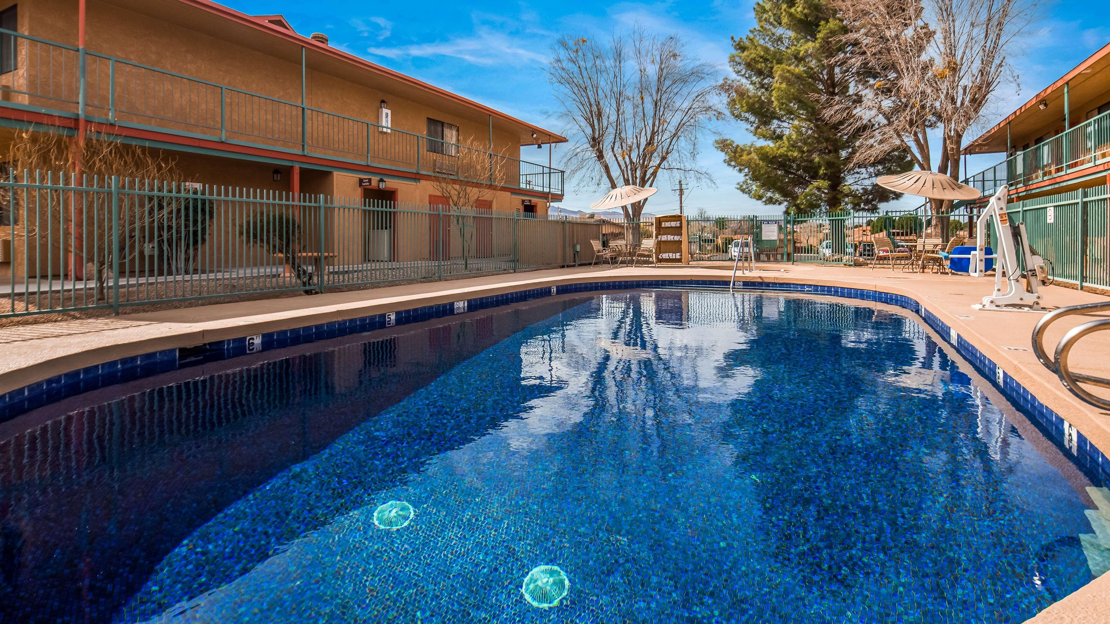 Best Western Cottonwood Inn Екстер'єр фото