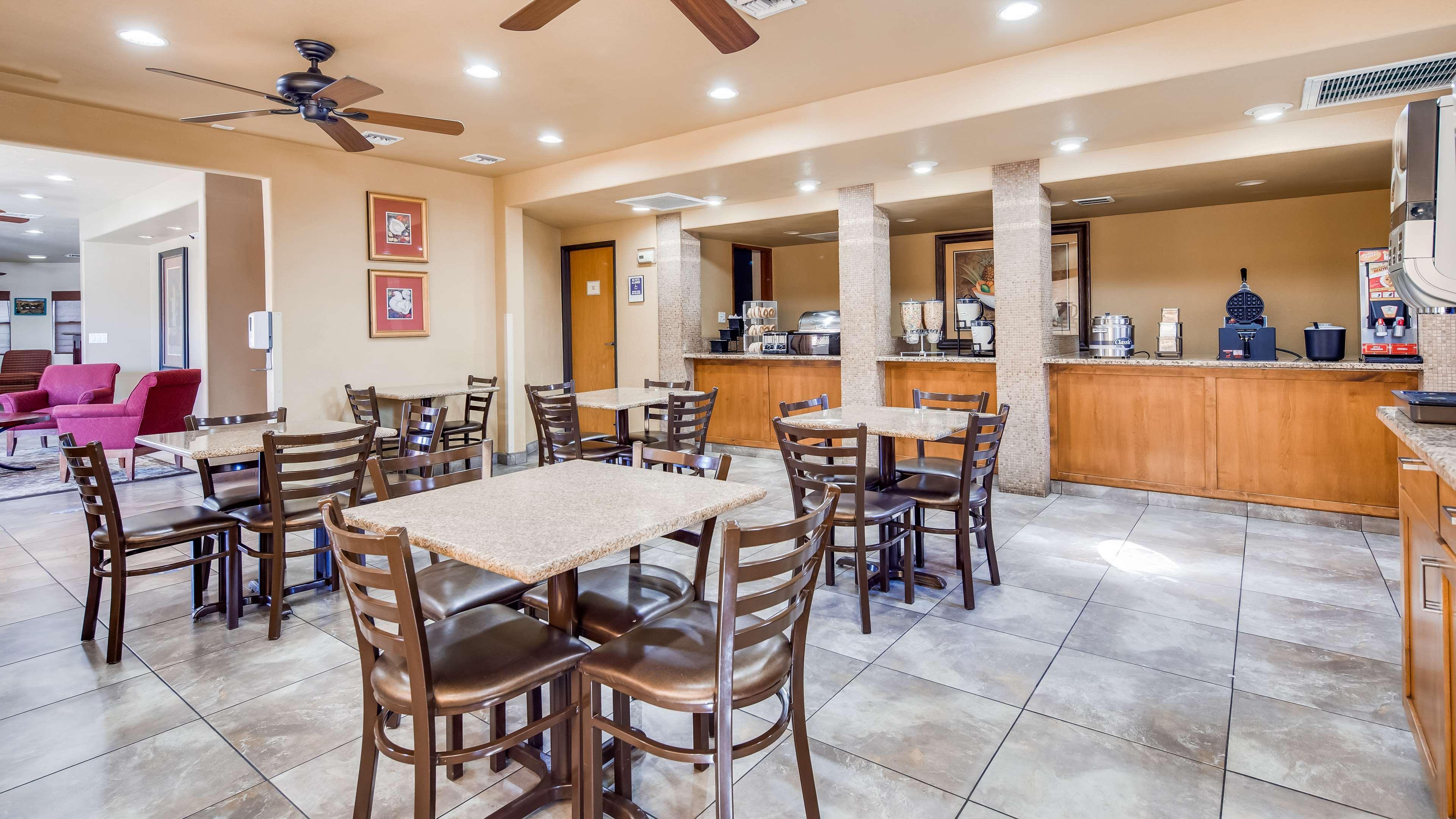Best Western Cottonwood Inn Екстер'єр фото