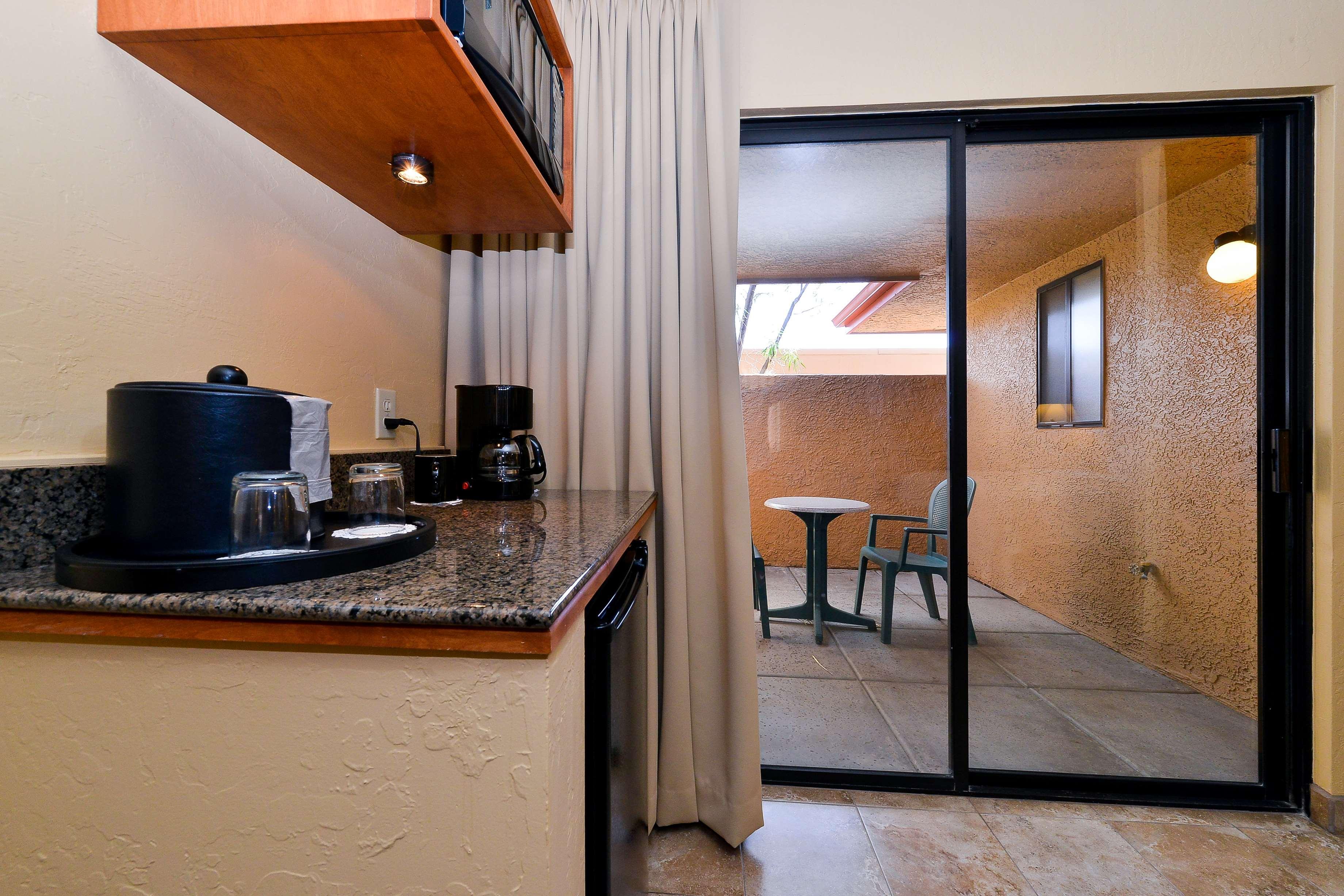 Best Western Cottonwood Inn Екстер'єр фото