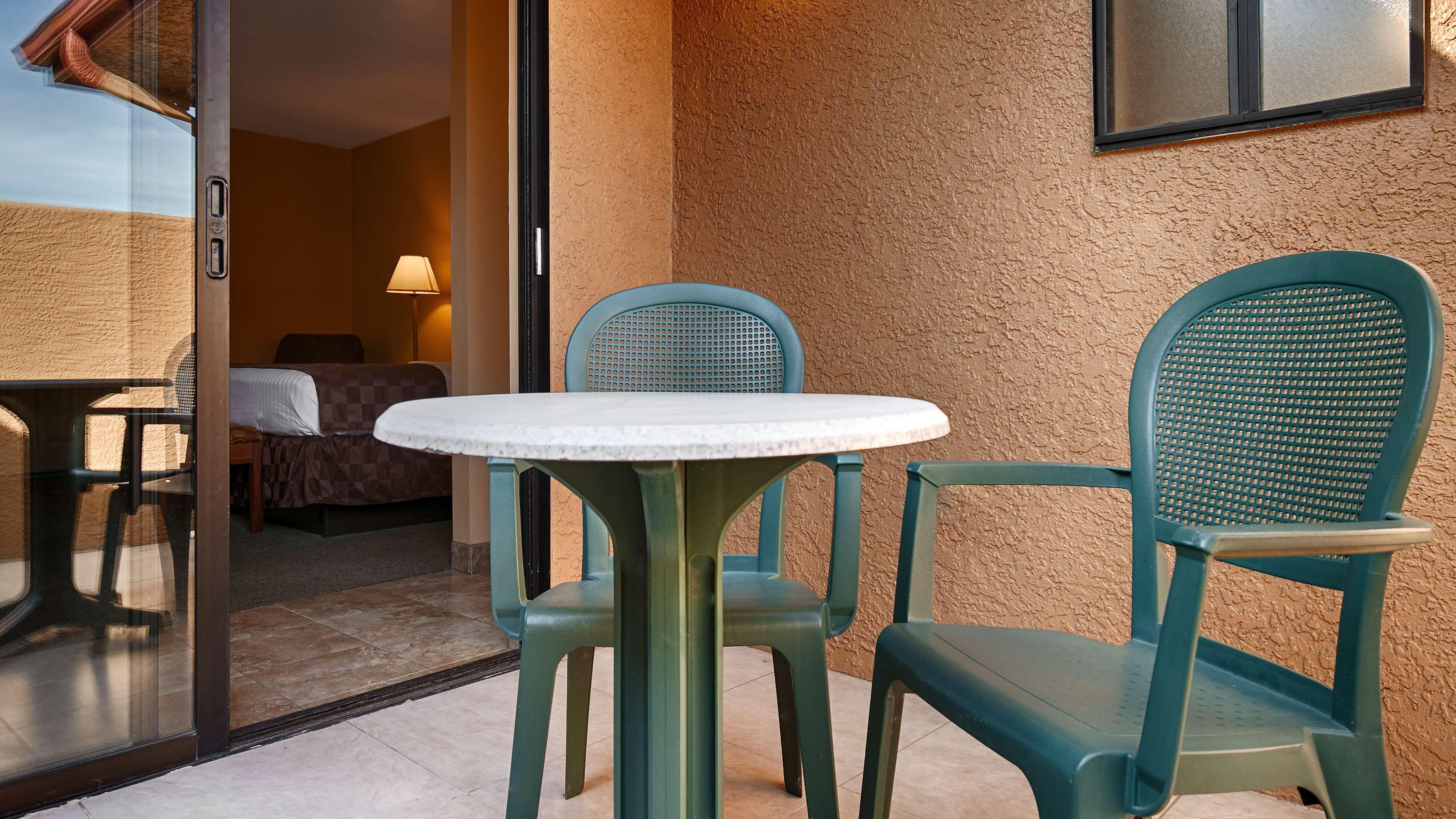 Best Western Cottonwood Inn Екстер'єр фото